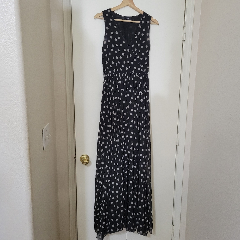 Vici Polka Dots Maxi Sleeveless Folwy Dress